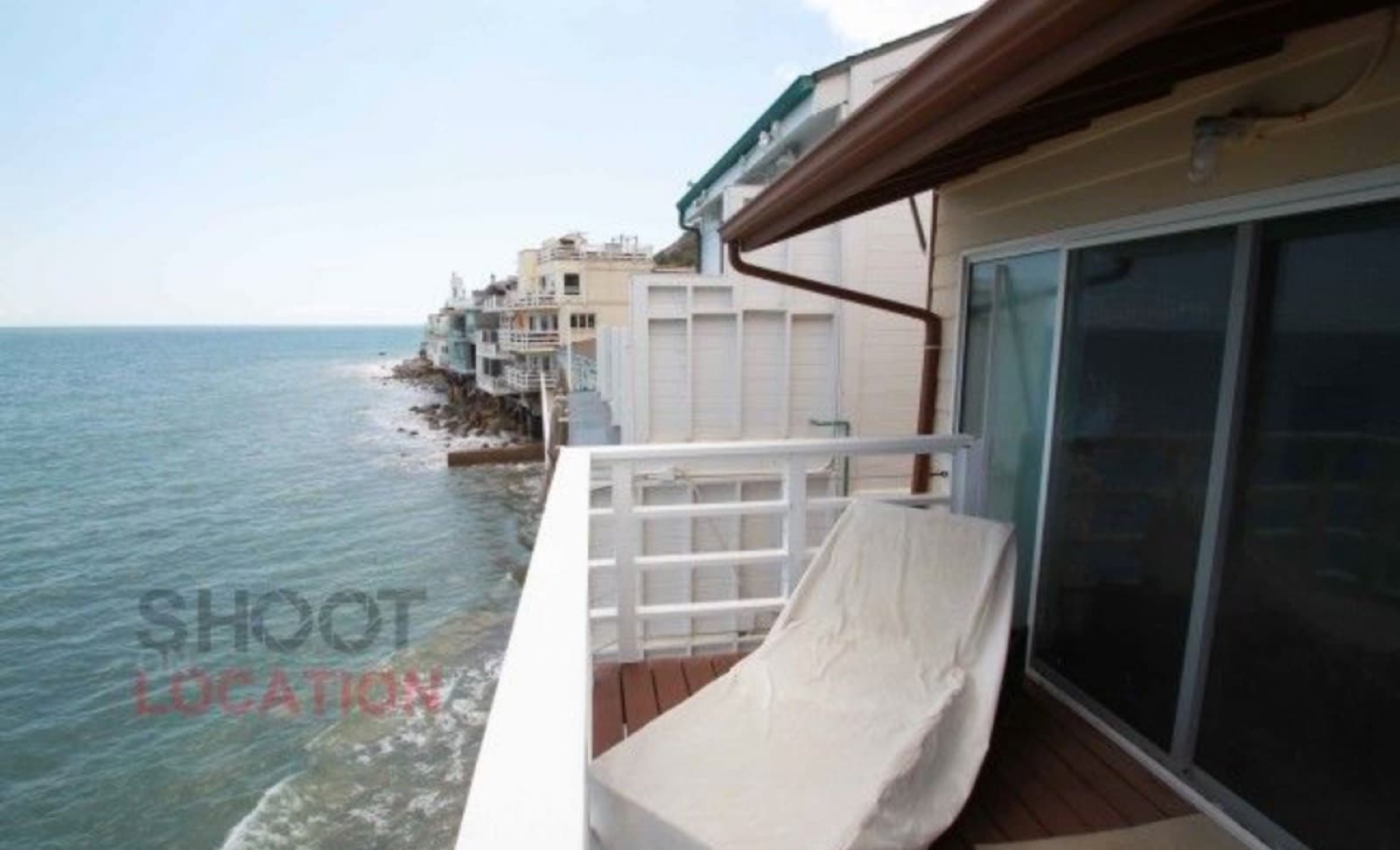 Malibu Bungalow 2