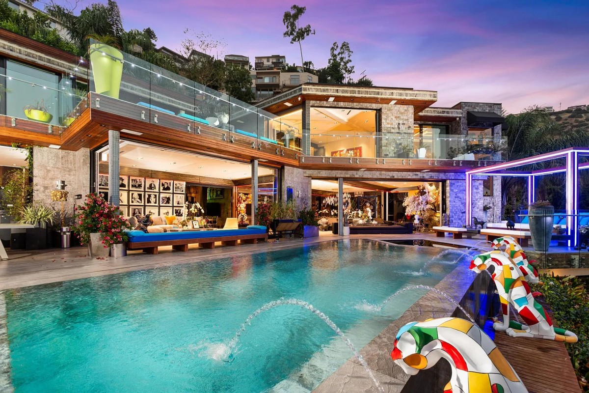 Davids Exotic Mansion post thumbnail